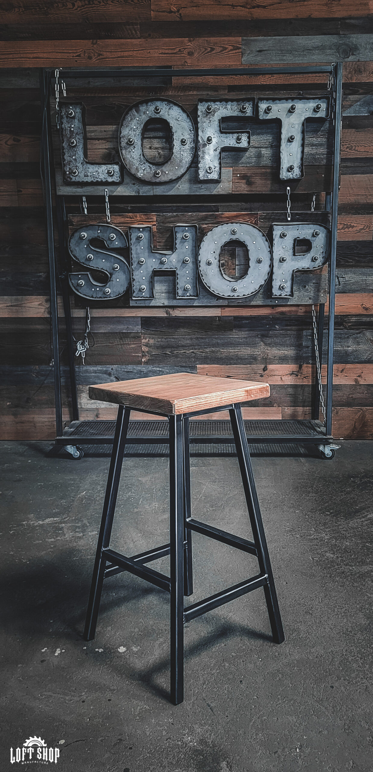 20241016_143219-3 Industrial stool WORKER - Image 1