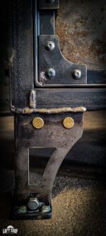 Szafka nocna loftowa ze stali Little Boy – styl industrialny - Image 4