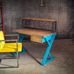 Biurko loftowe SUBIEKT OUTLET Industrialne biurko z litego drewna